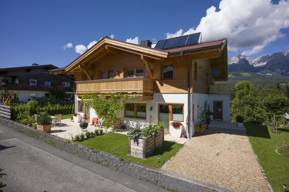 Property building, Day