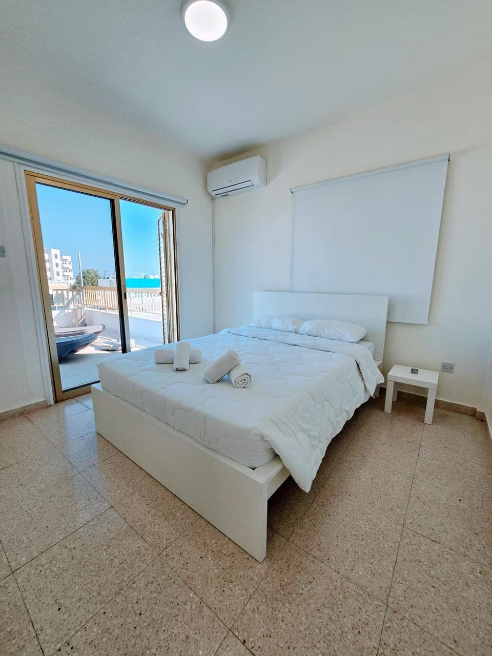 Bed, Photo of the whole room, Bedroom, towels, air conditioner