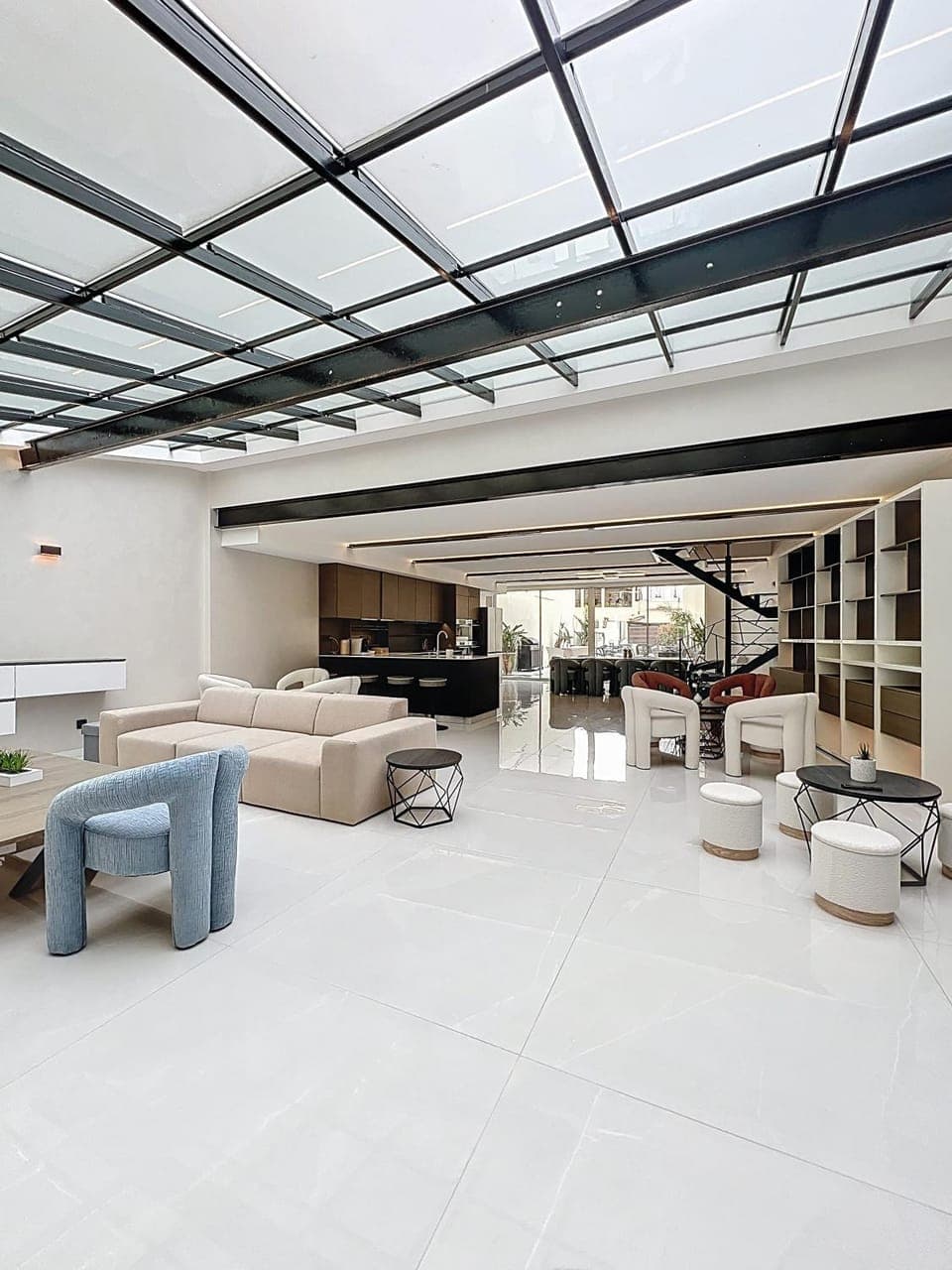 Living room, Seating area