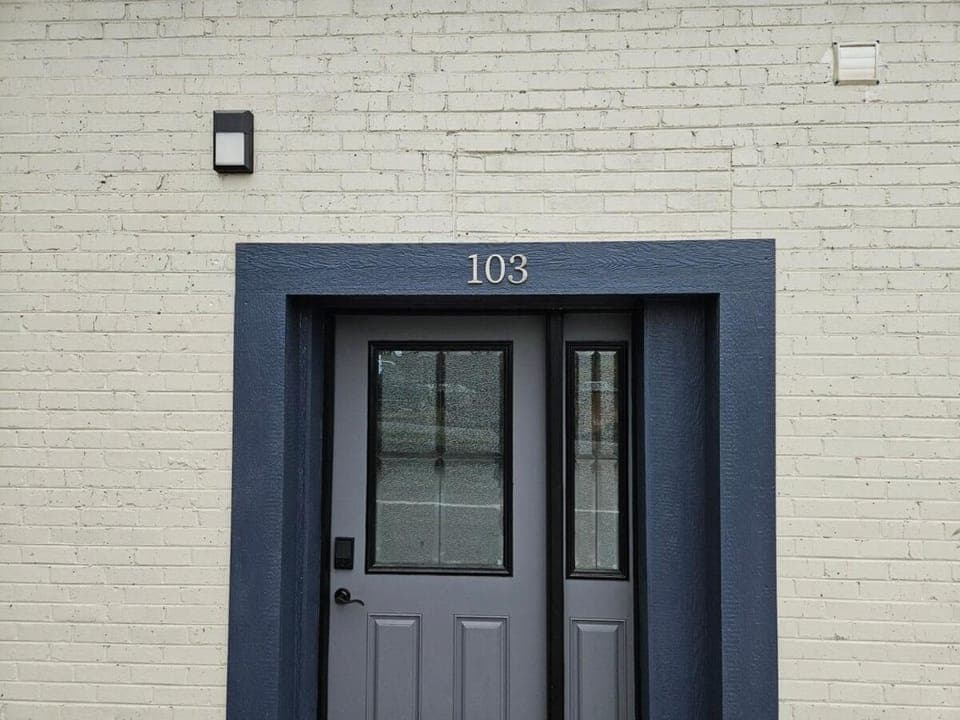 New 2 BR Unit in Prime Location (103) Apartment in Maryville