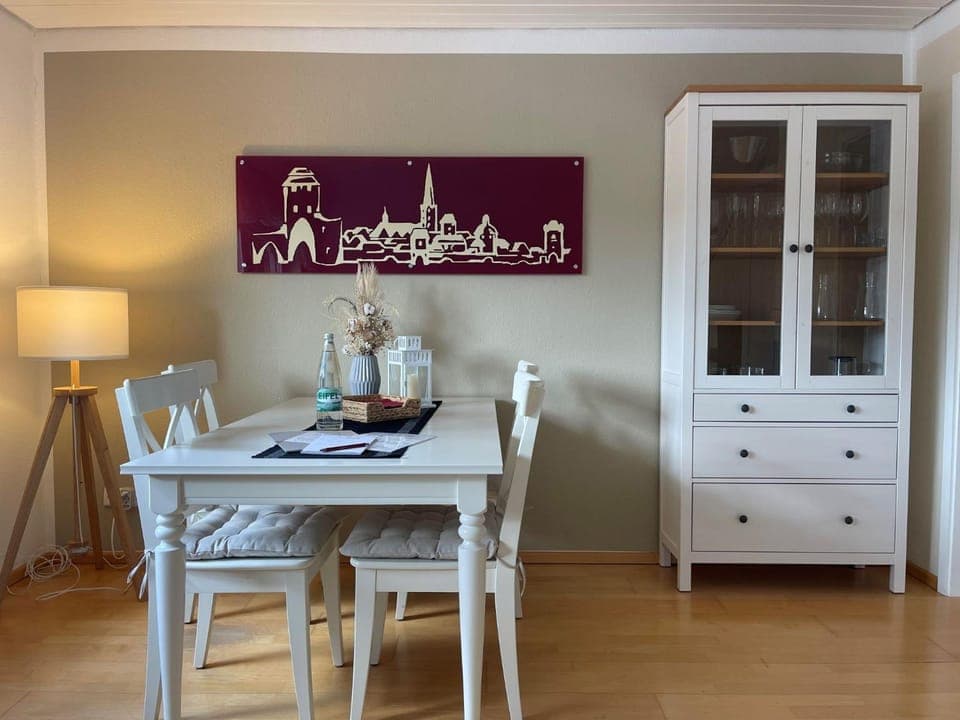 Decorative detail, Dining area