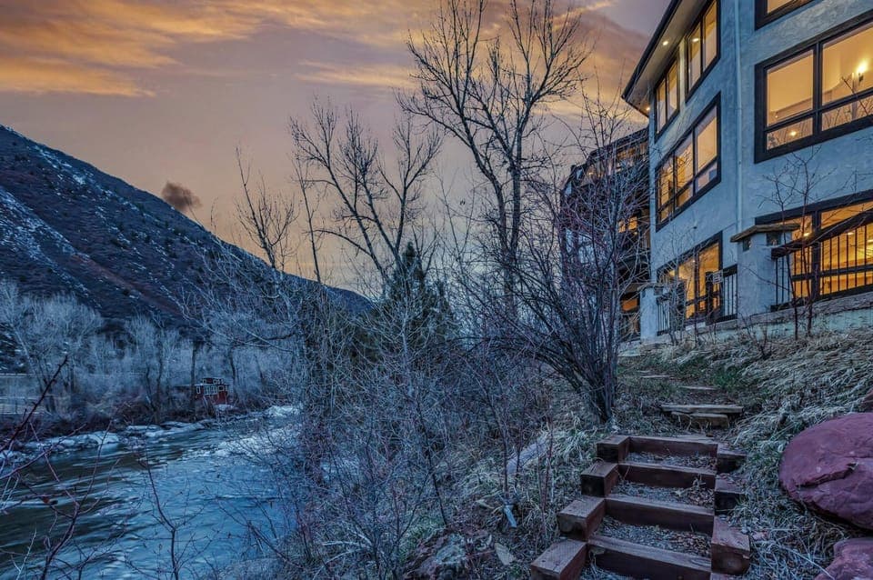 Property building, Winter, Mountain view