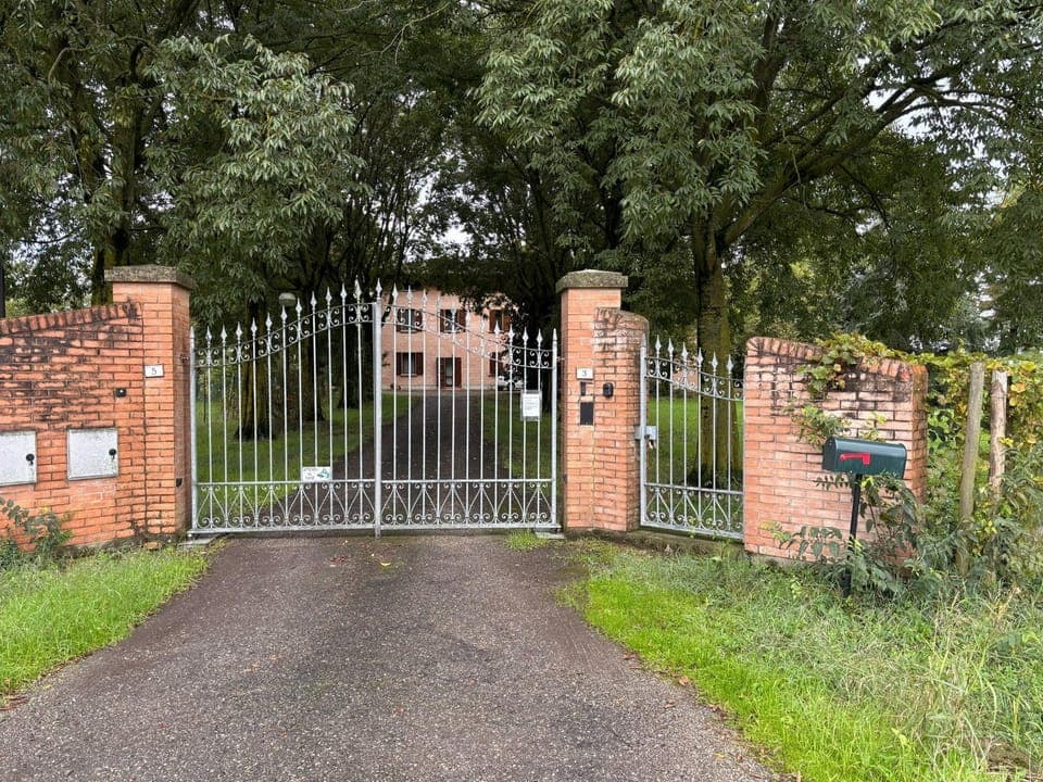 Property building, Garden