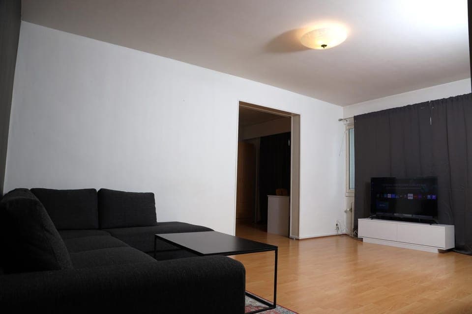 Communal lounge/ TV room, TV and multimedia, Living room