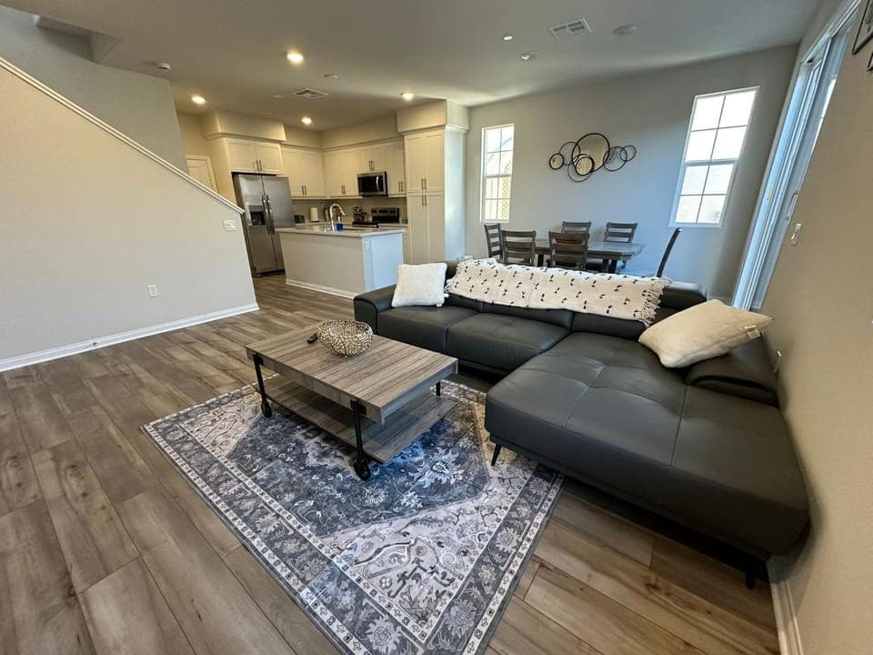 Living room, Seating area, Dining area