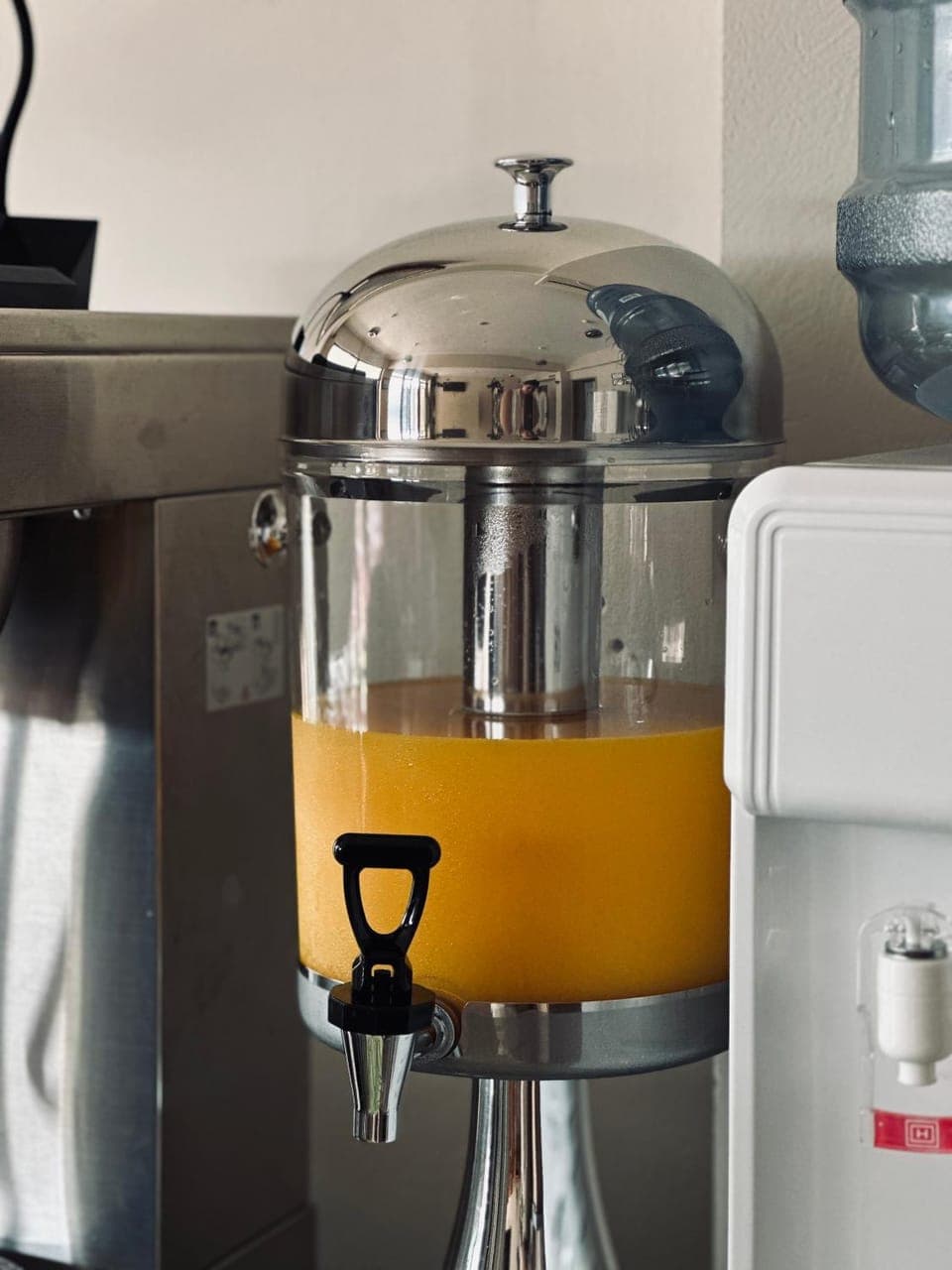 Coffee/tea facilities, Kitchen or kitchenette, Breakfast