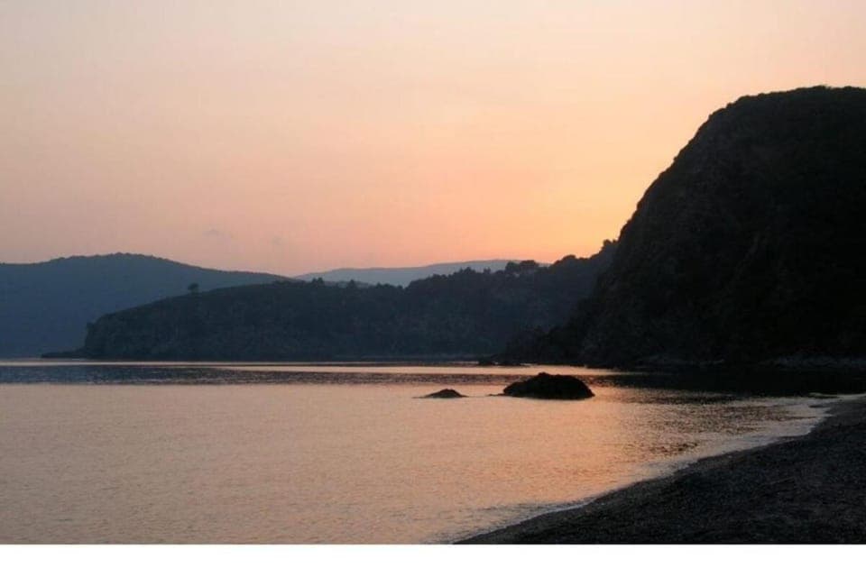 Nearby landmark, Beach