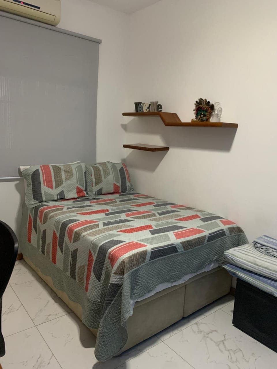 Bed, Photo of the whole room, Bedroom, air conditioner