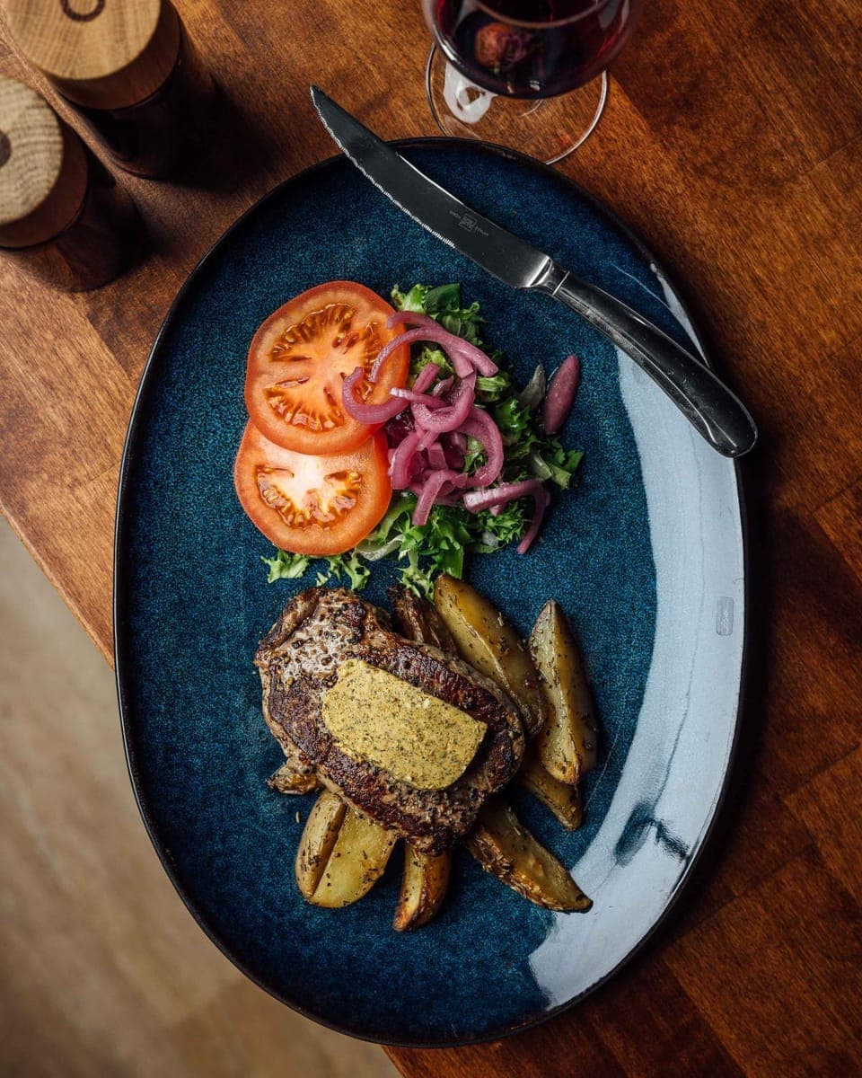 Food and drinks, Food
