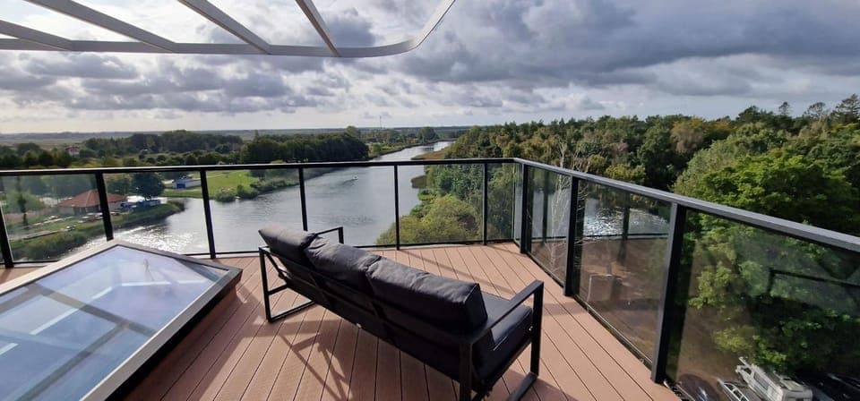 Balcony/Terrace, River view