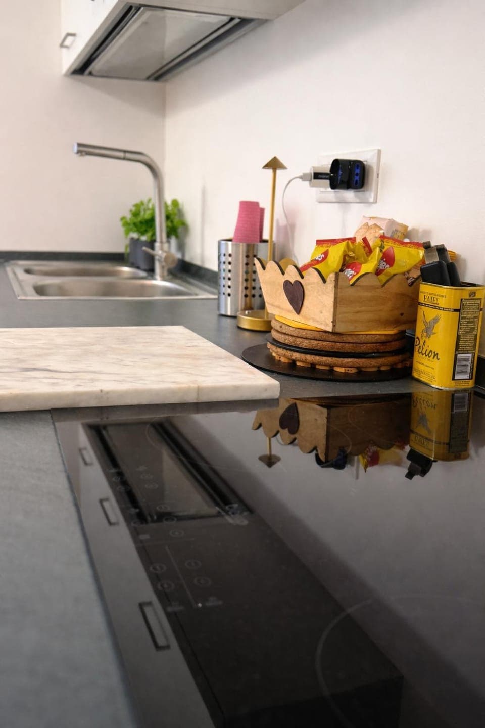 Food close-up, Photo of the whole room, Lunch, stove, stove