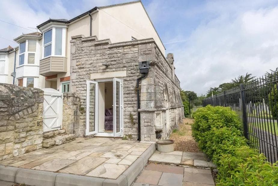 Property building, Garden