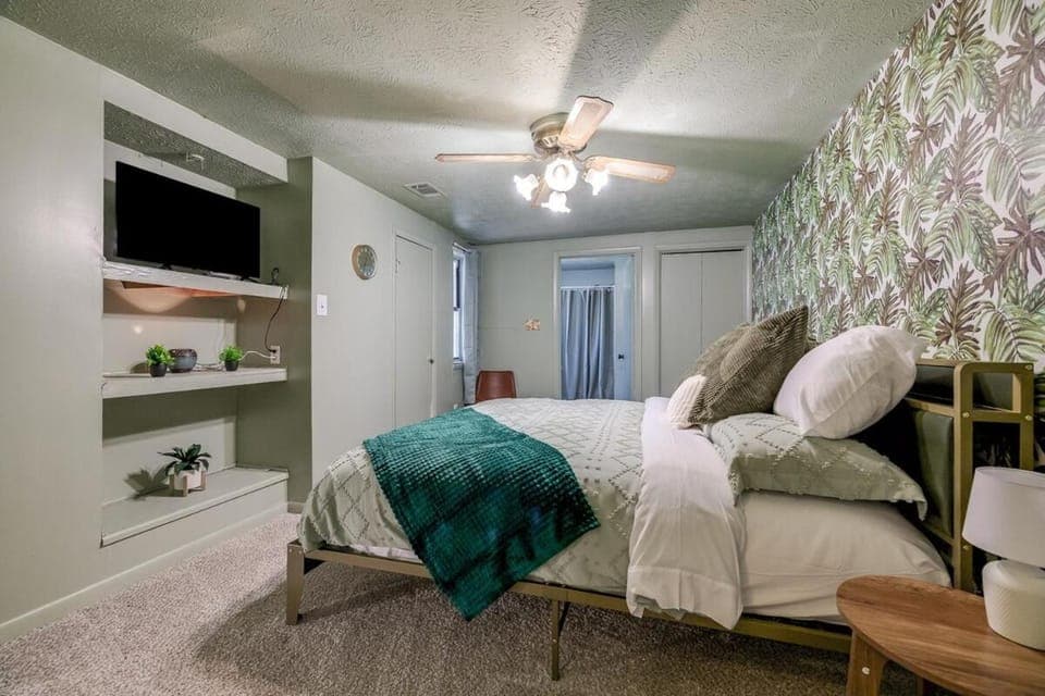 TV and multimedia, Bedroom