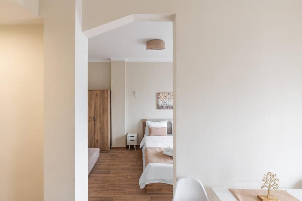 Bed, Photo of the whole room, Bedroom, wardrobe