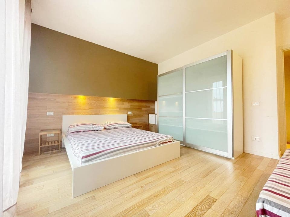 Bed, Photo of the whole room, Bedroom, wardrobe