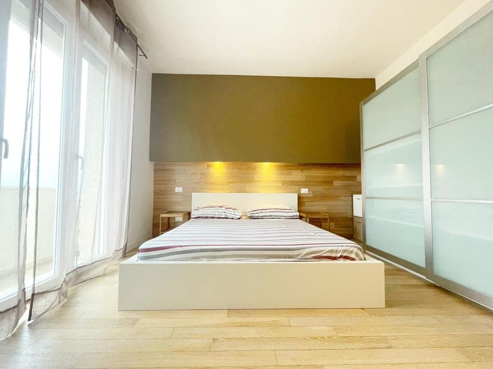 Bed, Photo of the whole room, Bedroom, wardrobe