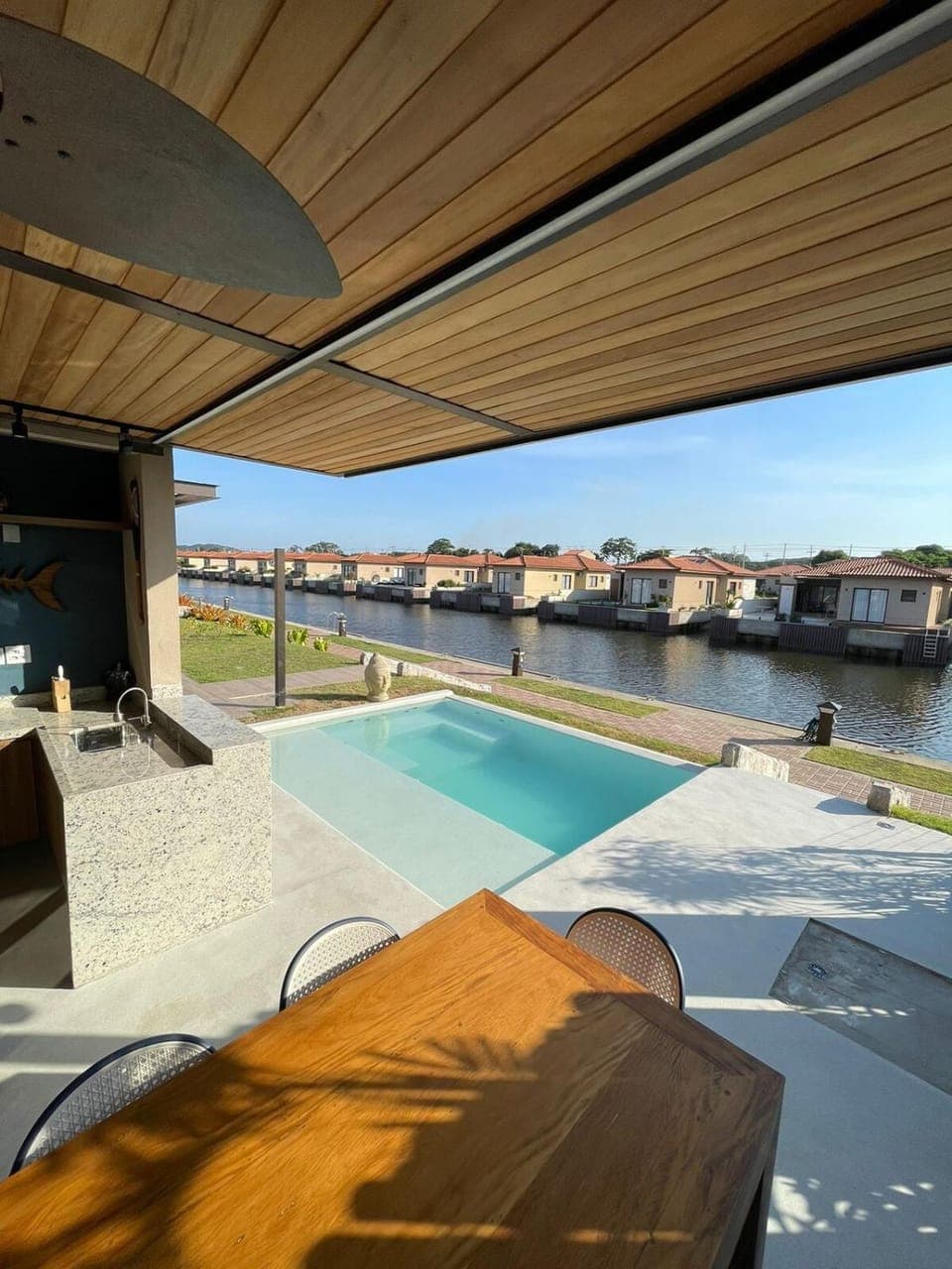 Natural landscape, Balcony/Terrace, Seating area, Pool view, Swimming pool, sunbed