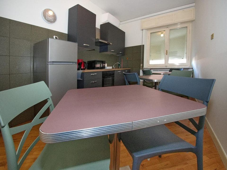 Kitchen or kitchenette, Kitchen or kitchenette