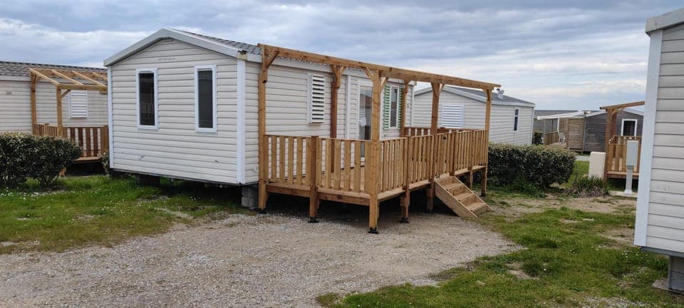 Property building, Garden view