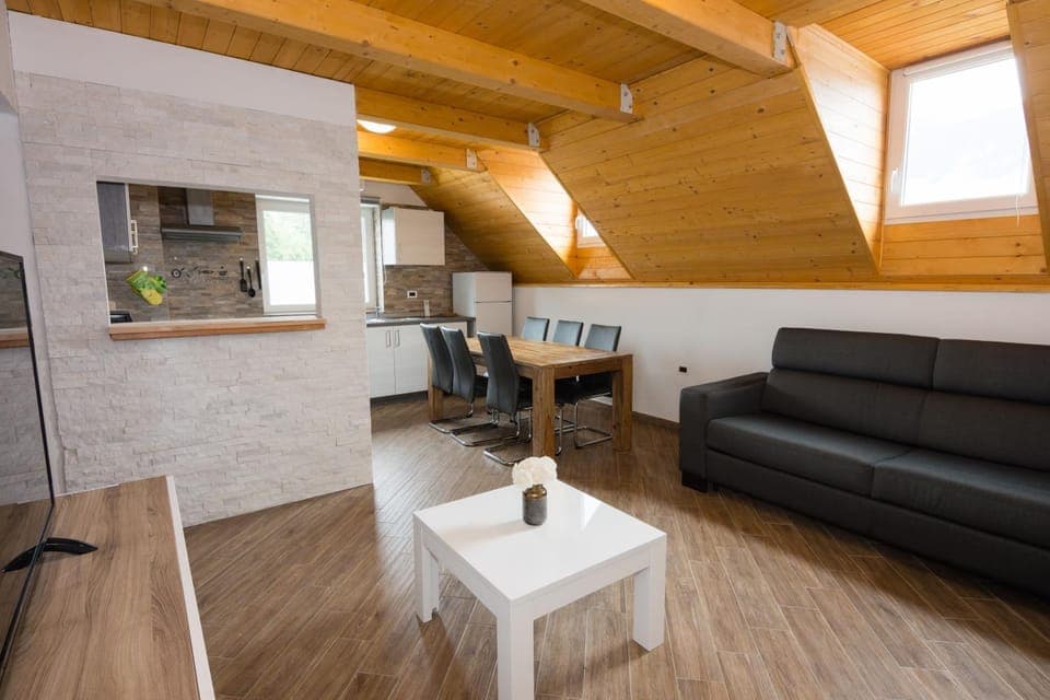 Living room, Dining area