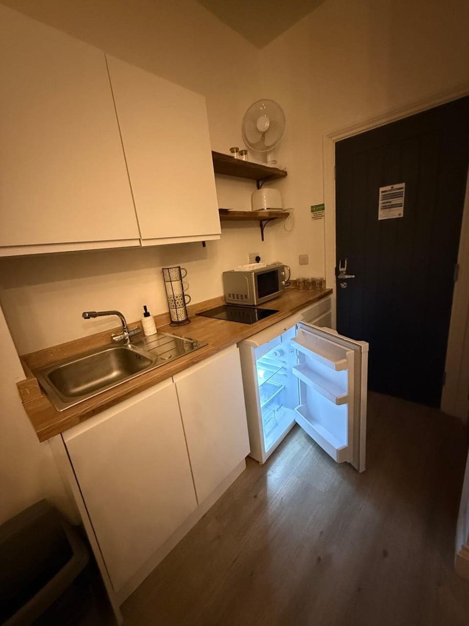 Property building, Kitchen or kitchenette