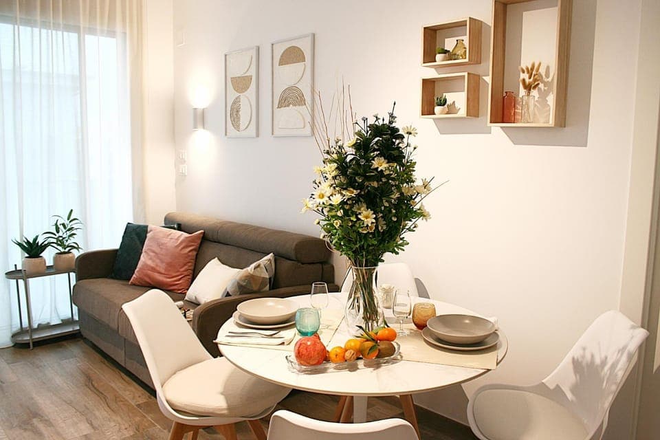 Living room, Dining area