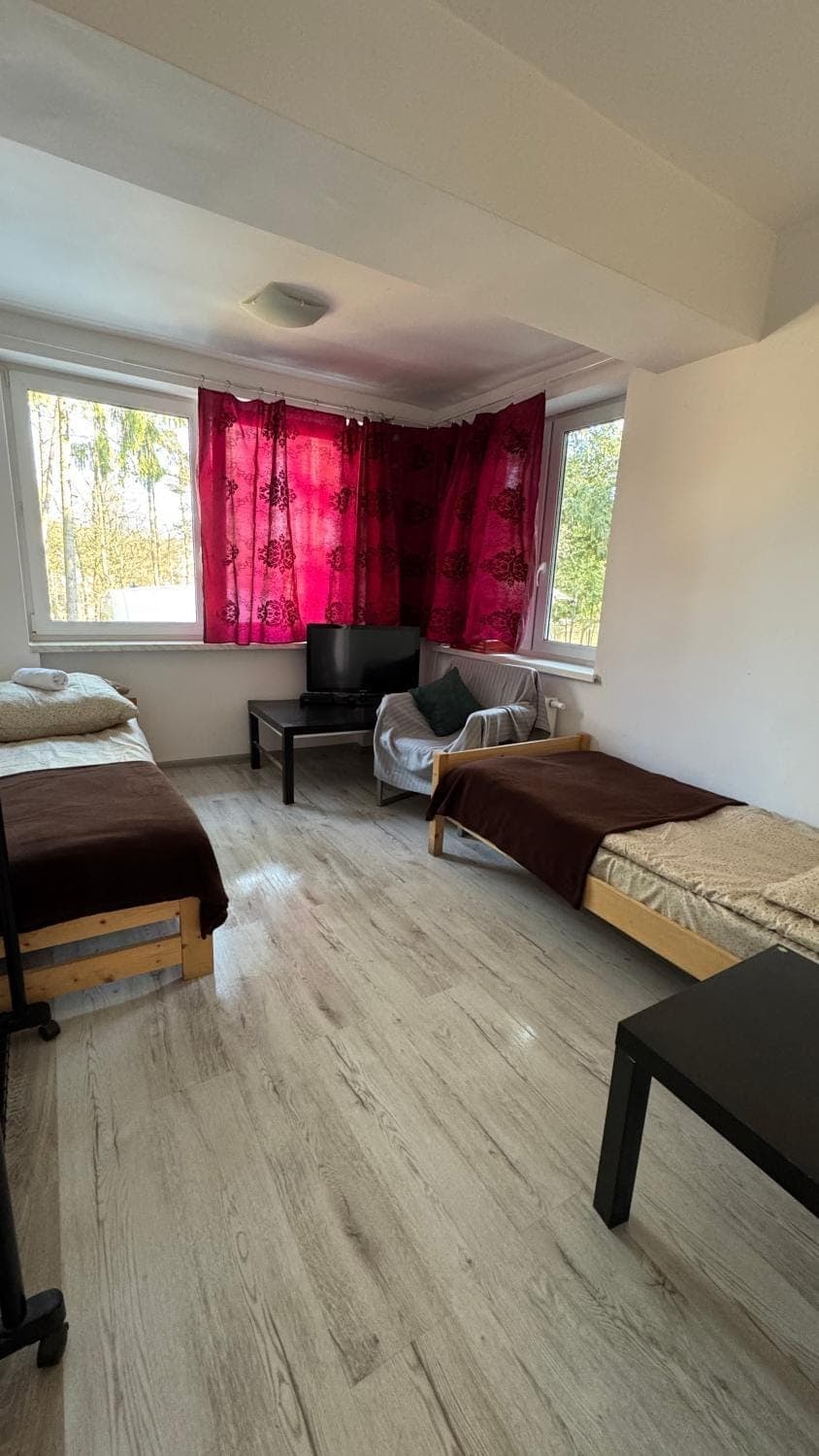 Bed, Photo of the whole room, towels