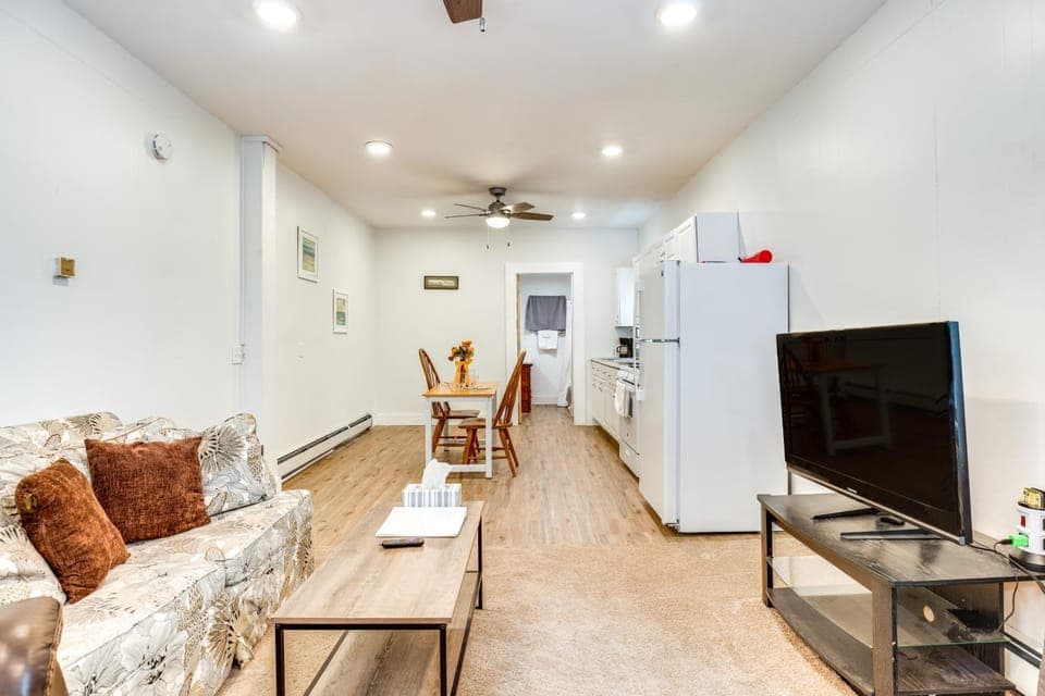 1 Mi to Dtwn: Pet-Friendly Corning Retreat Apartment in Corning