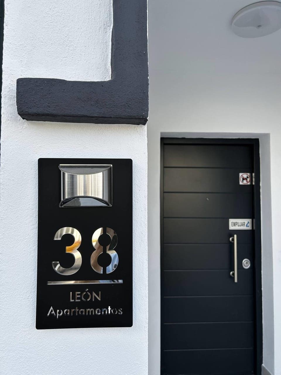 Property building, Facade/entrance, Property logo or sign, Internal: Not applicable to any particular room