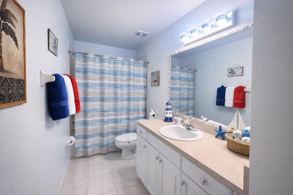 Amazing views & steps to beach 2B-2Bath-Pool 333 Apartment in Indian Shores