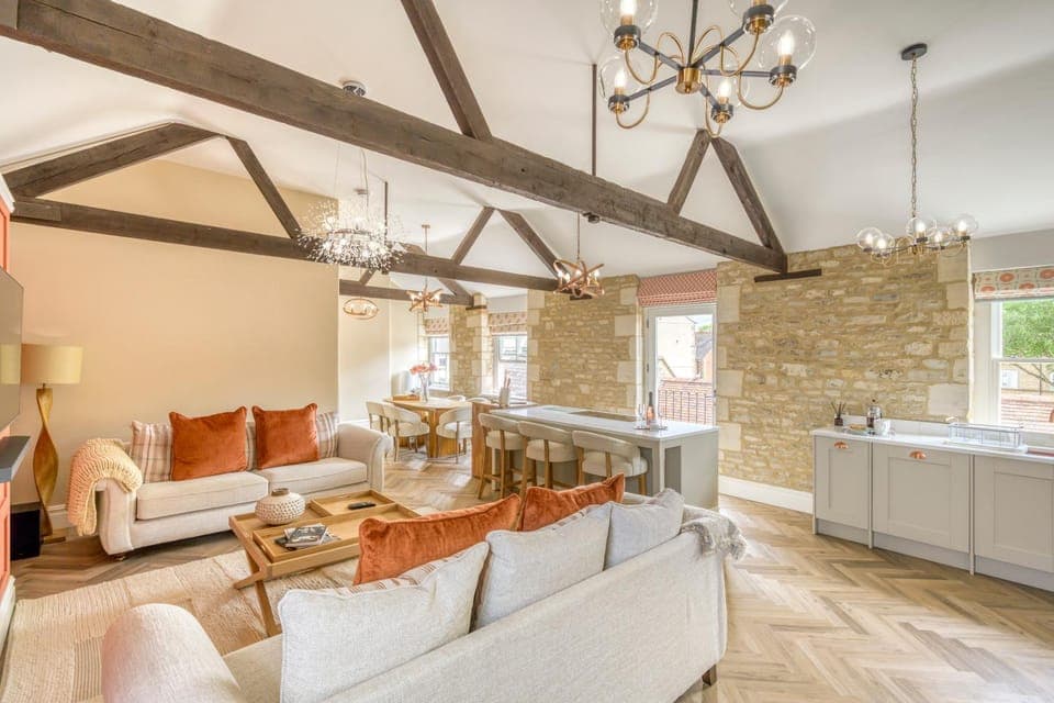 Living room, Seating area, Dining area