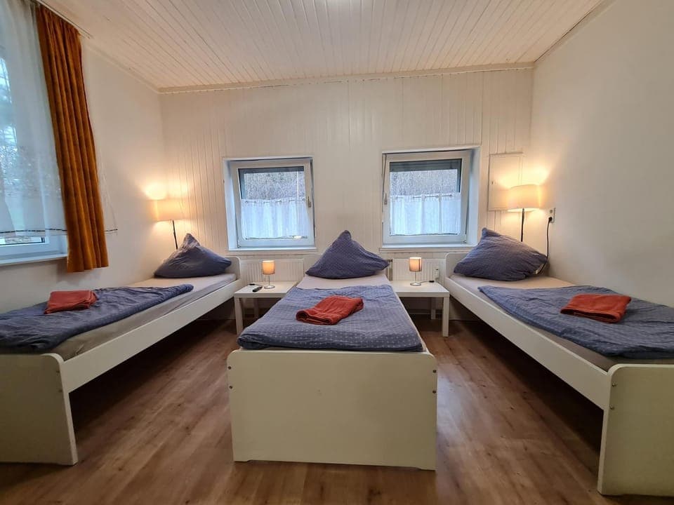 Bed, Photo of the whole room, Bedroom, towels