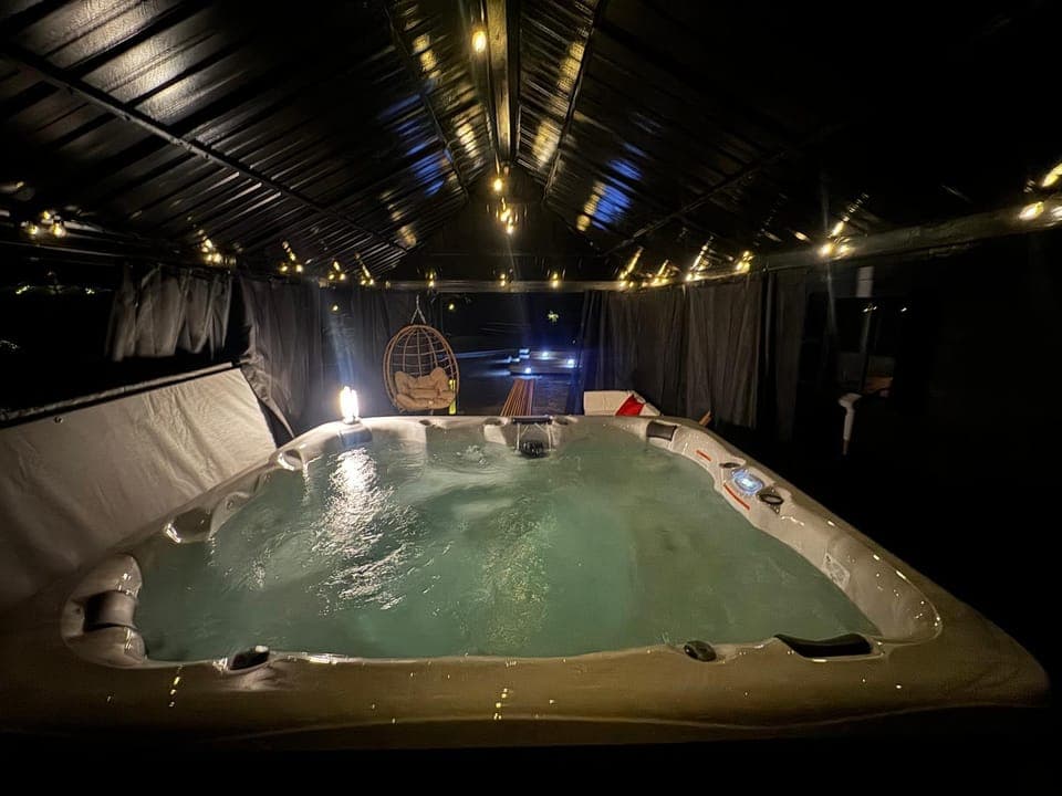 Hot Tub