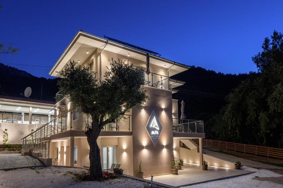 Property building, Garden