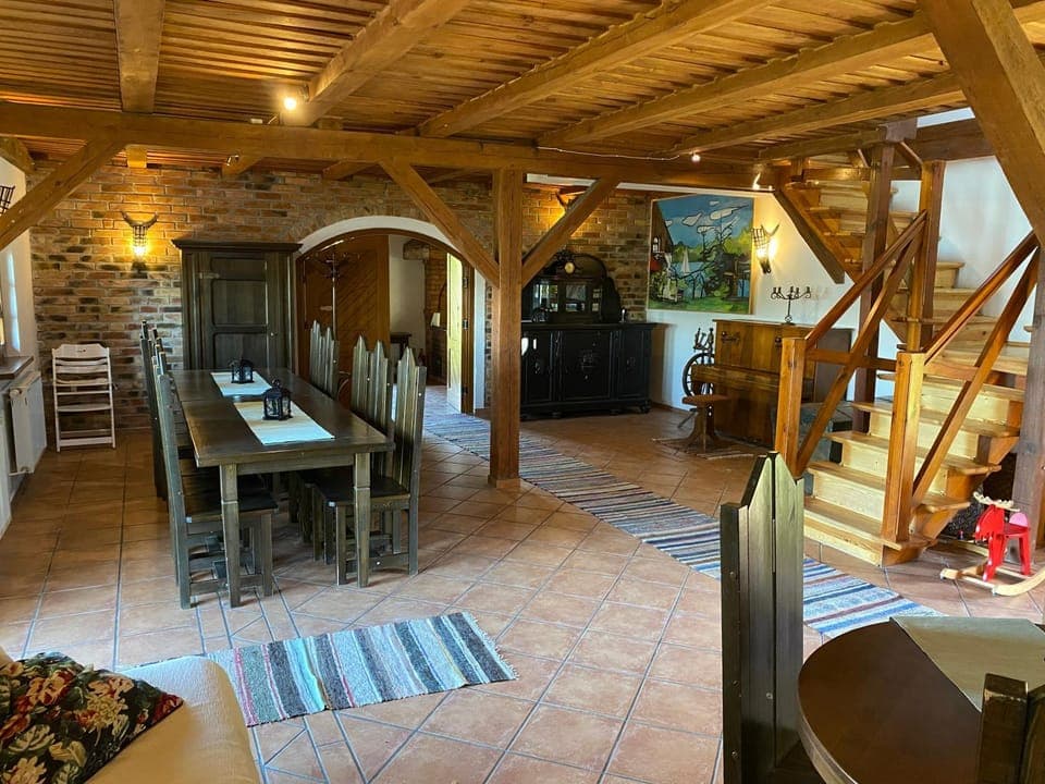 Communal lounge/ TV room, Dining area, Communal kitchen