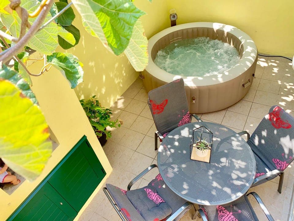 Hot Tub, Swimming pool, Bath