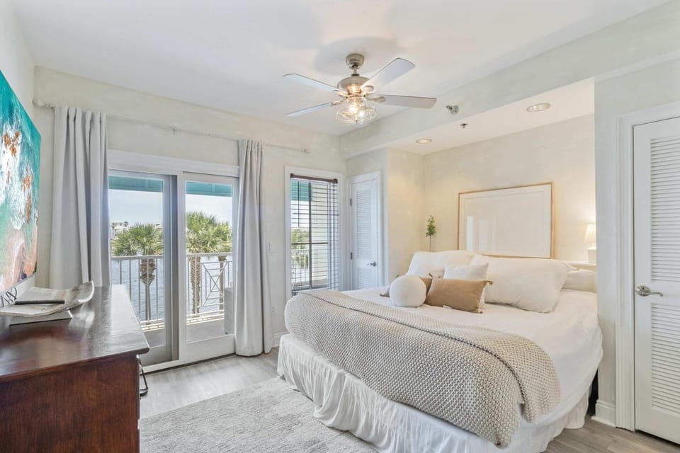 Salt Rim Located In Carillon Beach 4 Pools House in Carillon Beach