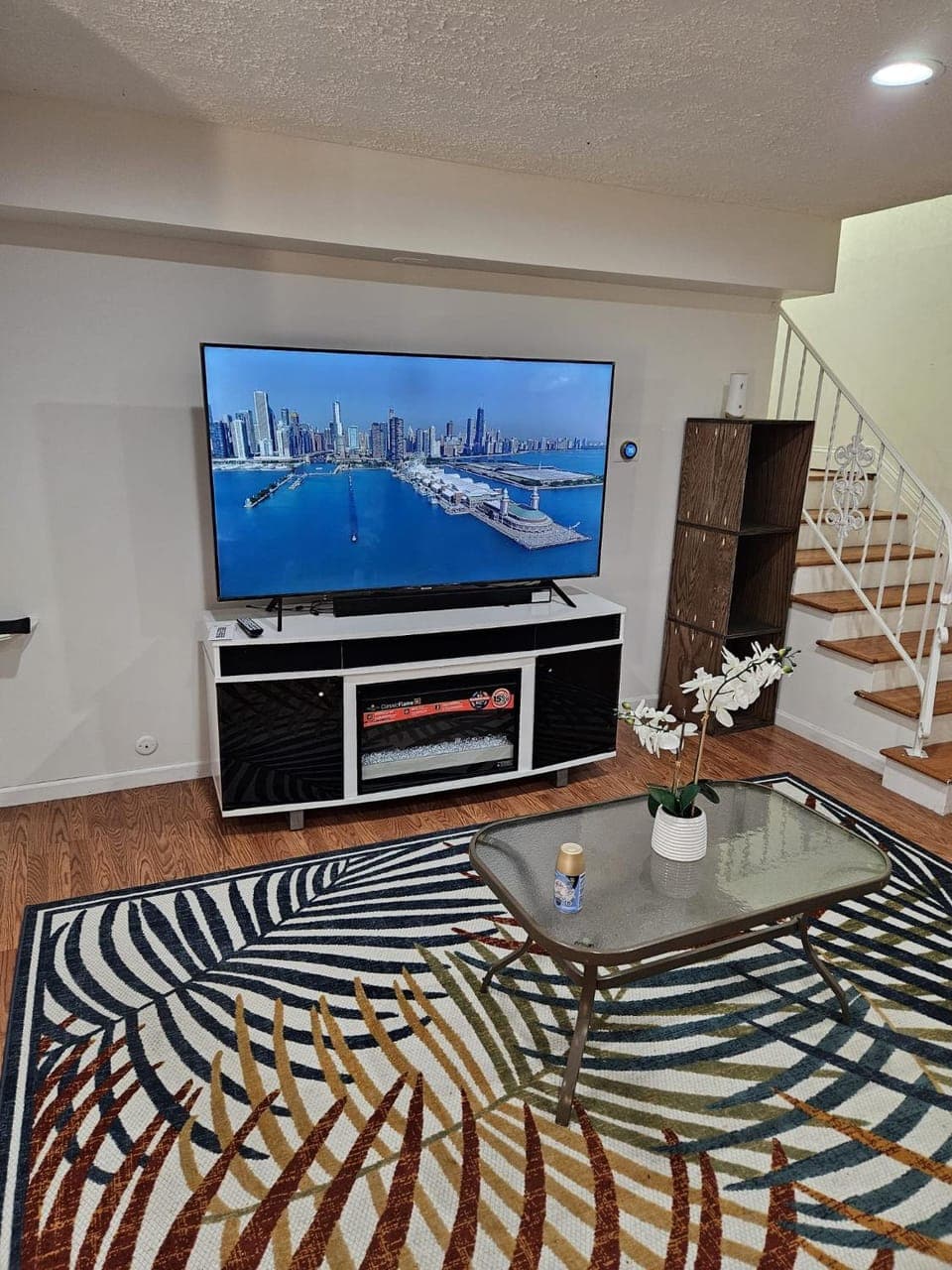 Communal lounge/ TV room, TV and multimedia, Evening entertainment