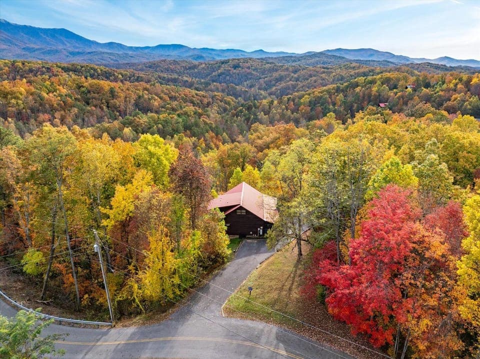 Hawks Ridge By Colonial Properties Chalet in Pittman Center