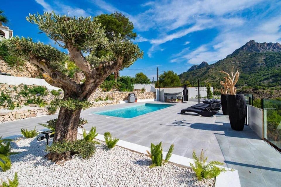 Luxury Villa with Mediterranean and Calpe City Villa in Calp