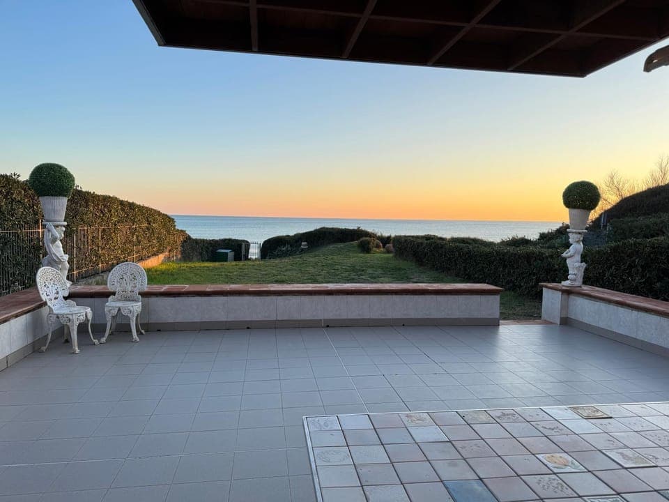 Property building, Day, View (from property/room), Balcony/Terrace, Balcony/Terrace, Seating area, Garden view, Sea view, Sunset