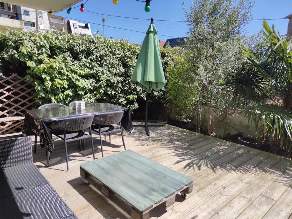 Patio, Balcony/Terrace, Dining area, Garden view