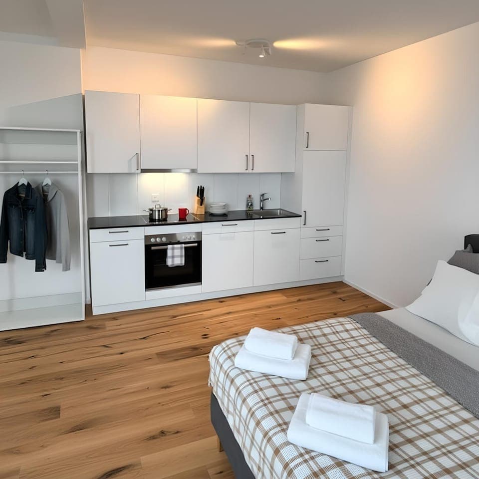 Bed, Photo of the whole room, stove