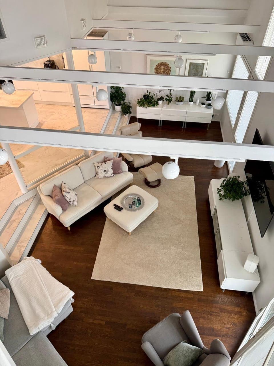 TV and multimedia, View (from property/room), Living room, Seating area