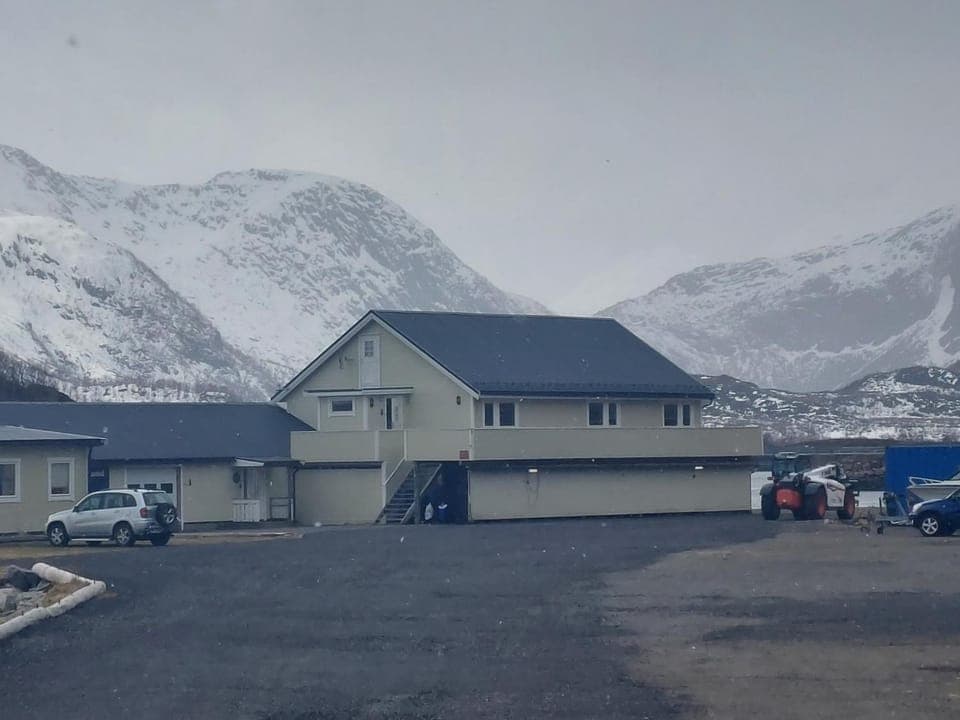 Property building, Winter, Mountain view