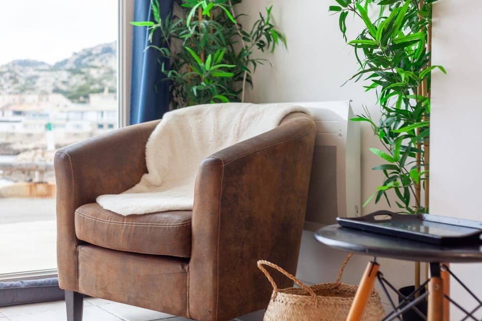 Property building, Living room