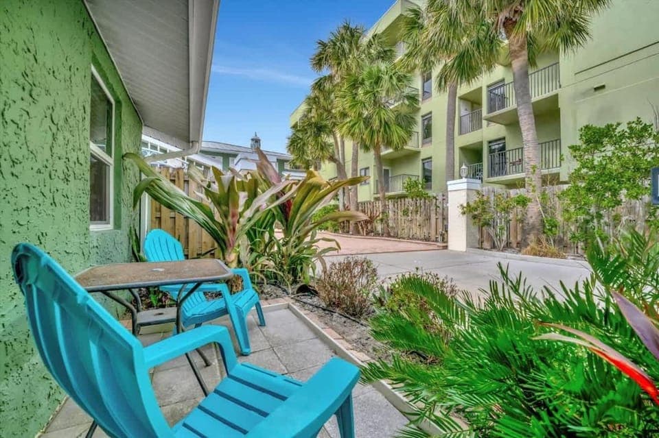 Stones Throw Beachside Bungalow #2 AT THE BEACH Apartment in Indian Rocks Beach