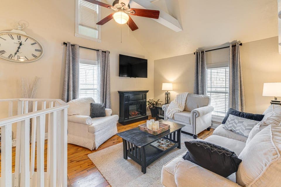 Historical Dtwn Loveland Home with Wraparound Porch! House in Loveland