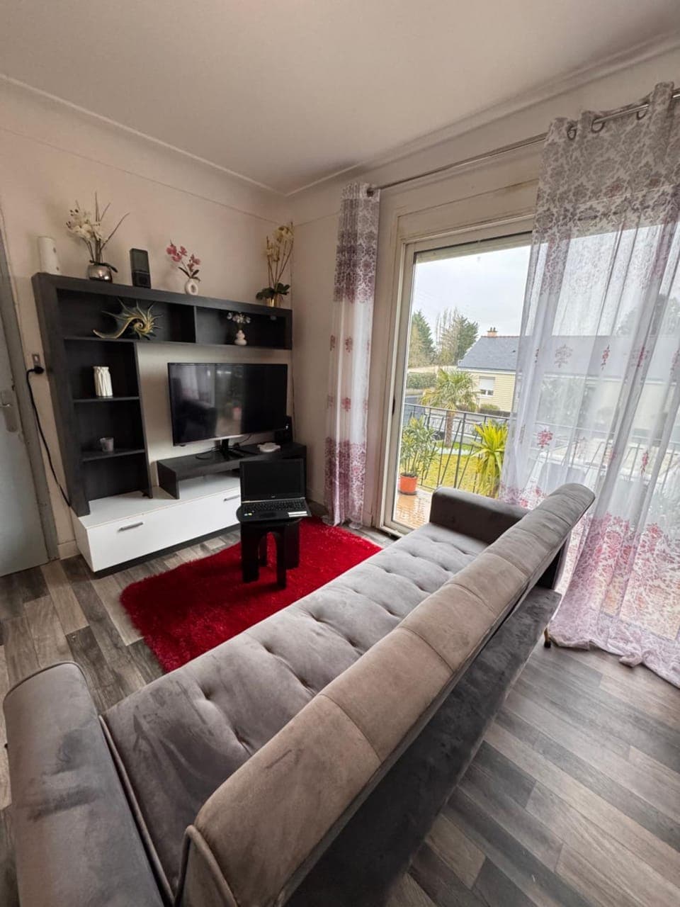 TV and multimedia, Living room, Seating area