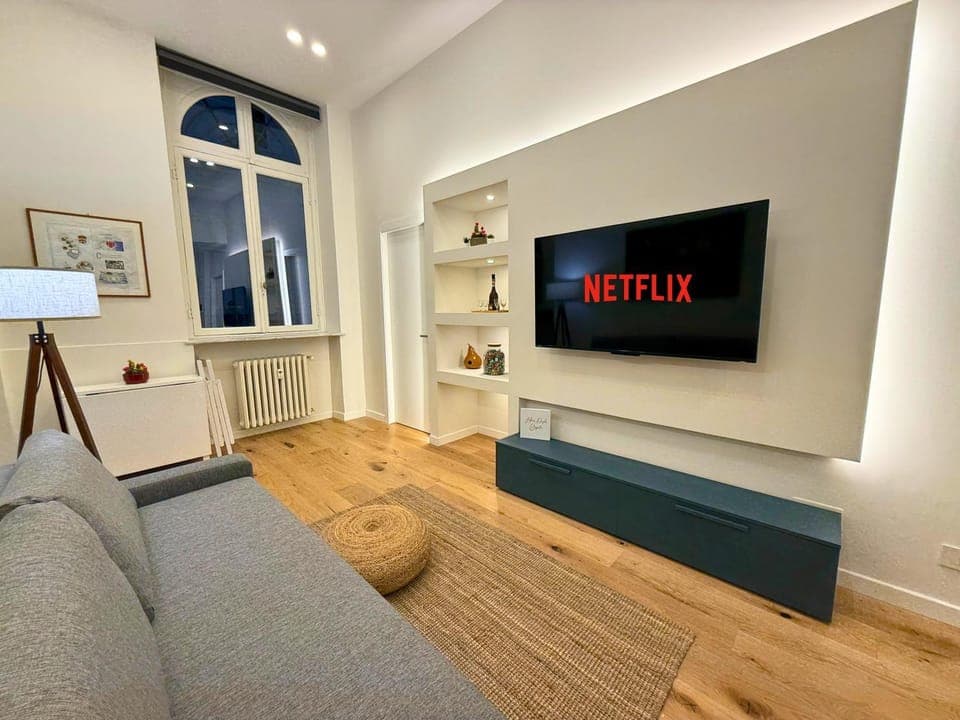 Communal lounge/ TV room, Living room, Evening entertainment